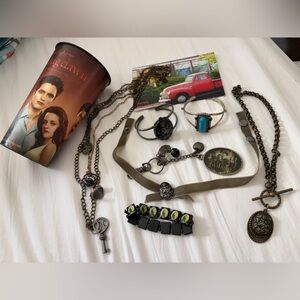 Twilight Saga Jewelry Lot & Breaking Dawn Cup ♥️ collectiblles